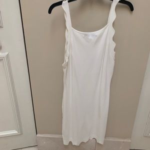 White bodycon dress